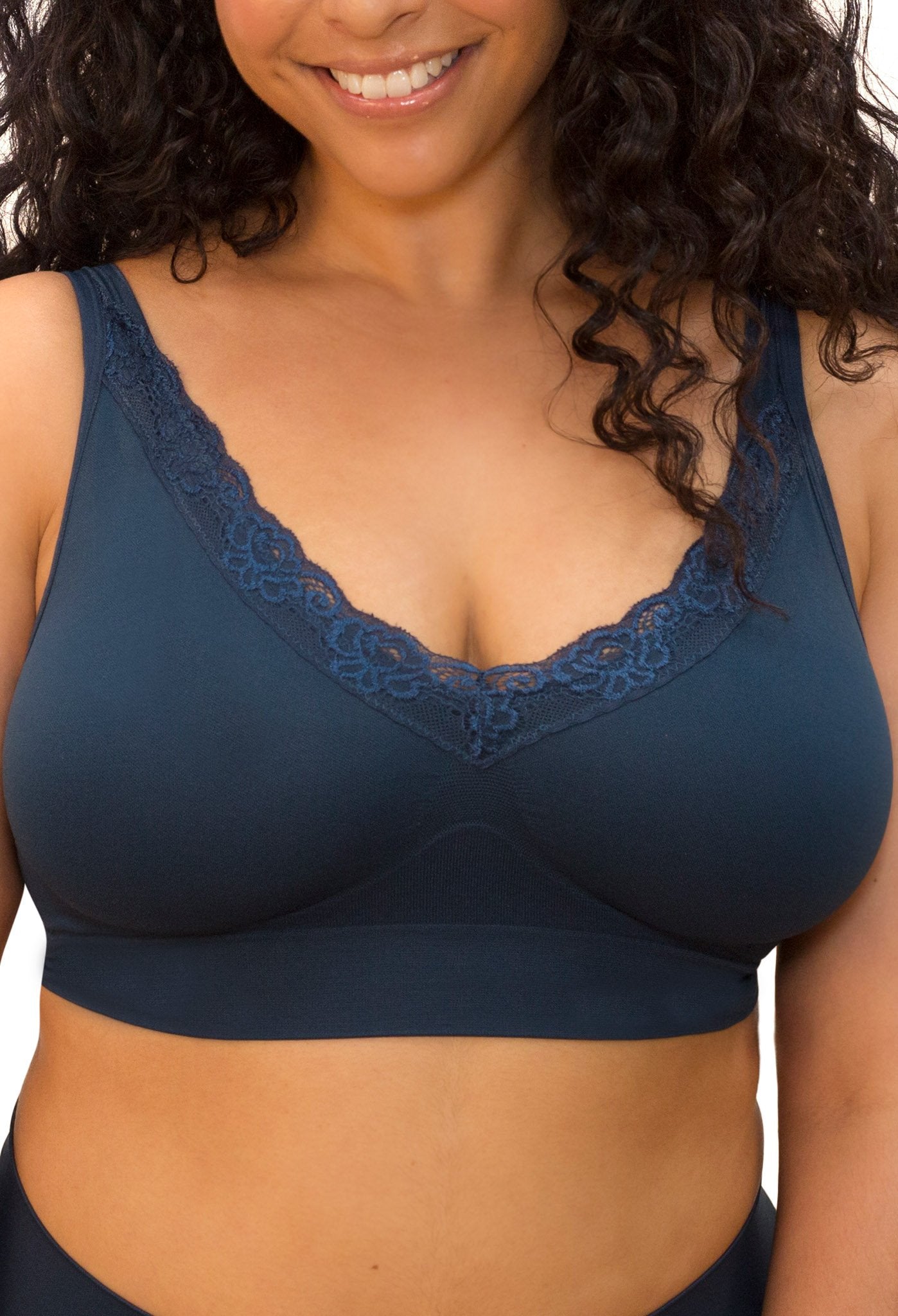 The Travel Bra for L, XL, 2XL and 3XL wearers. Super soft and super  comfortable, this beautiful bamboo seamless Travel Bra is ideal f…