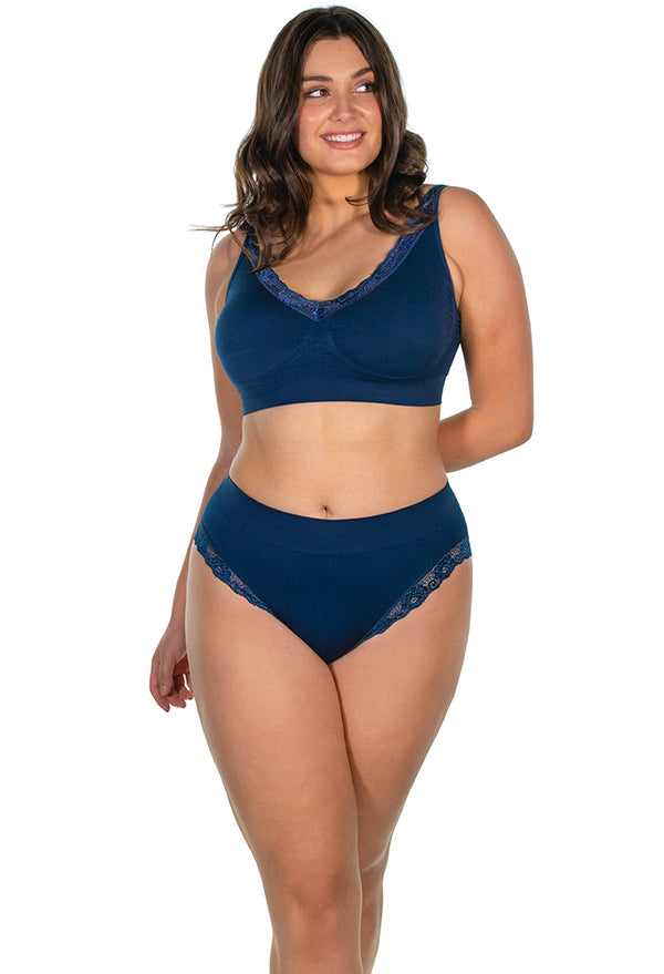 Wirefree Lace Minimiser Bra for Big Boobs